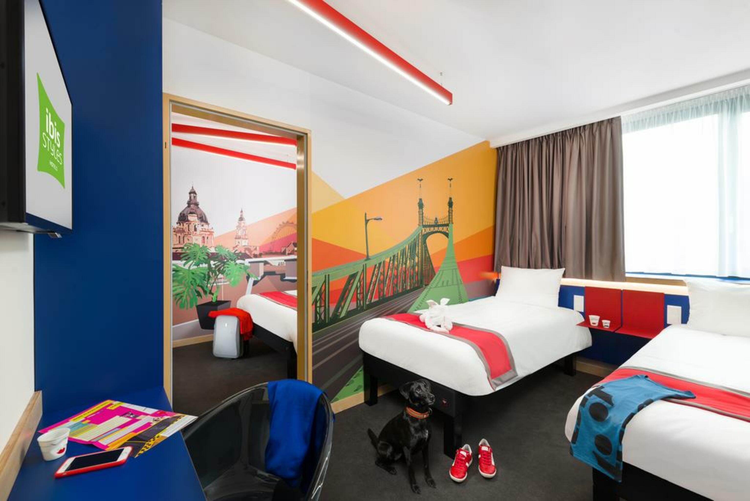 ไอบิส สไตล์ บูดาเปสต์ ซิตี้เวสต์ Hotel ภายนอก รูปภาพ